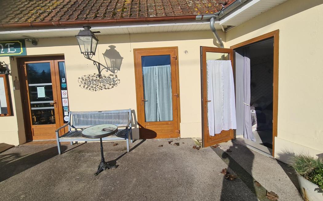 La Taverne Buire-le-Sec ภายนอก รูปภาพ